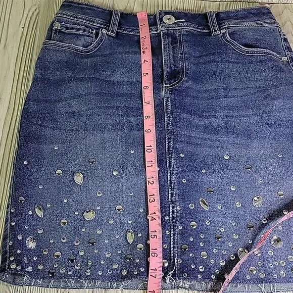 Inc Mid Rise Jean Skirt Jeweled Womens Size 2 NWT - Picture 7 of 9